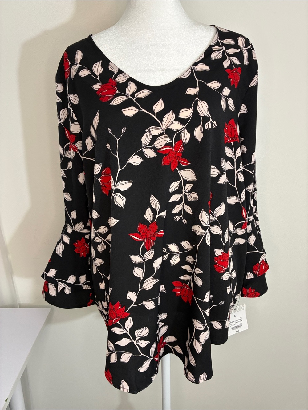 Liz Claiborne Career Black Floral V-Neck Women's Top with Red Blooms L